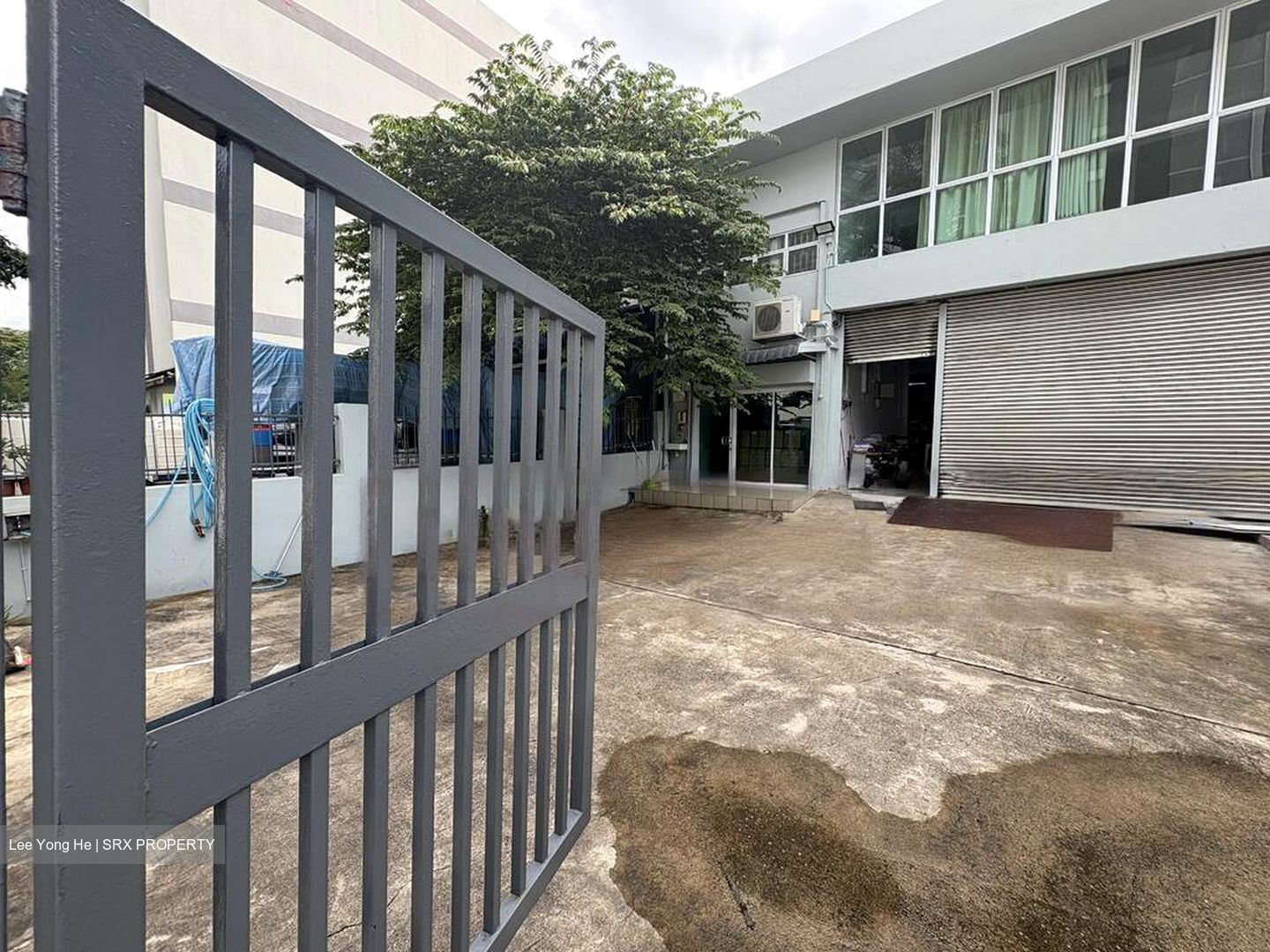 Macpherson Industrial Estate (D13), Warehouse #467292641